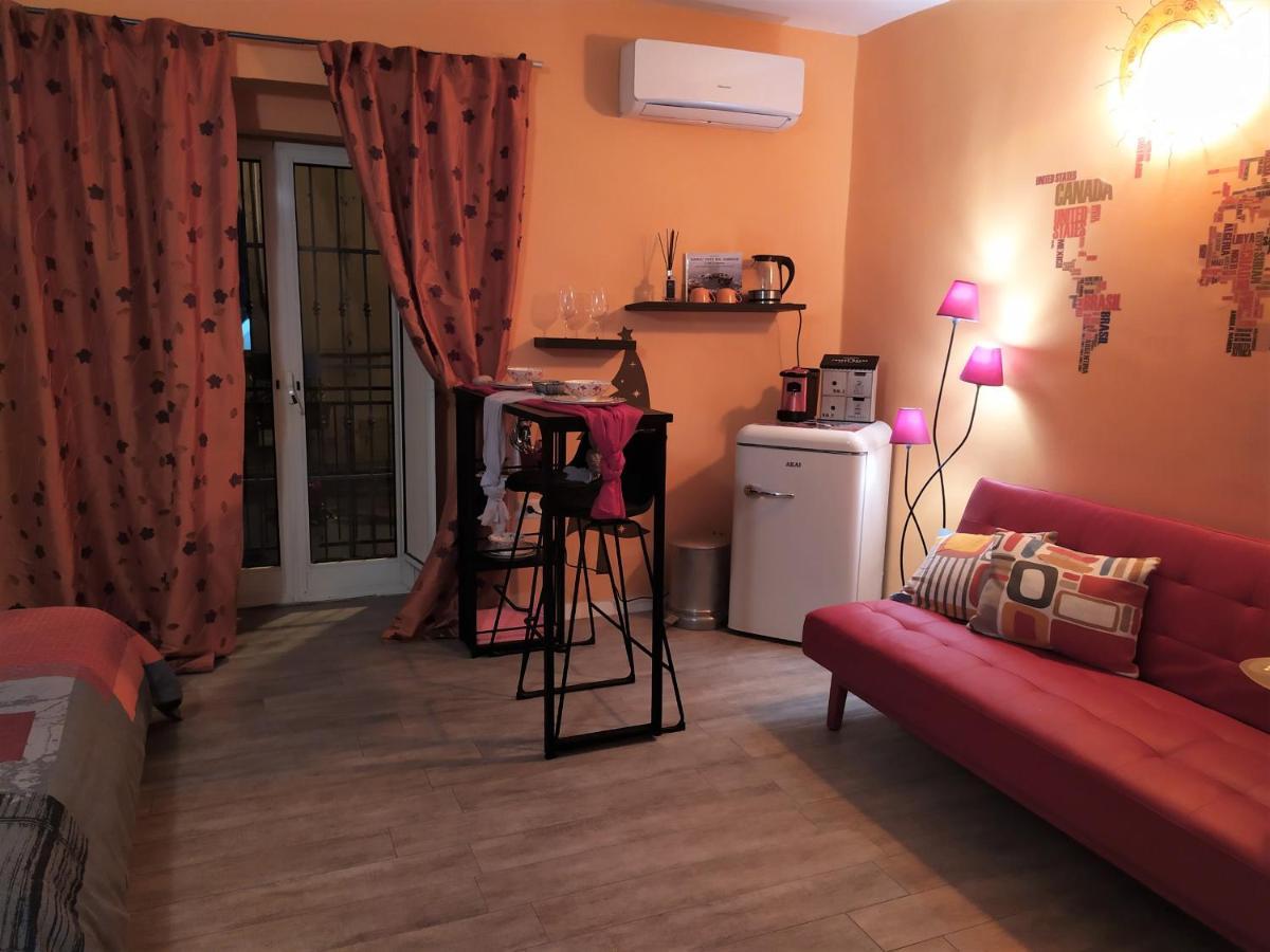 La 'Nziria Apartment Наполи Екстериор снимка