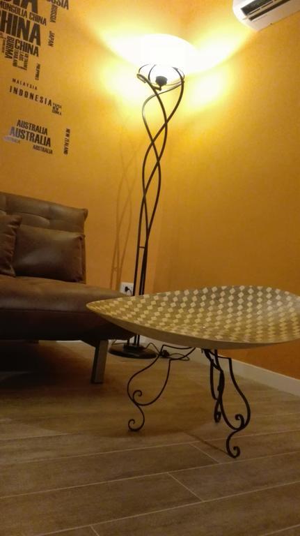 La 'Nziria Apartment Наполи Екстериор снимка