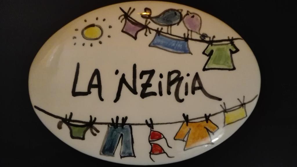 La 'Nziria Apartment Наполи Екстериор снимка